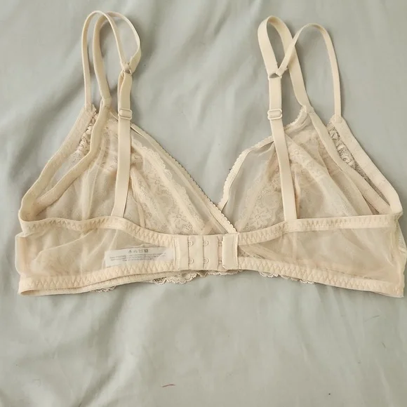 Adore Me Cream Lace Bralette Intimates - Picture 3 of 4
